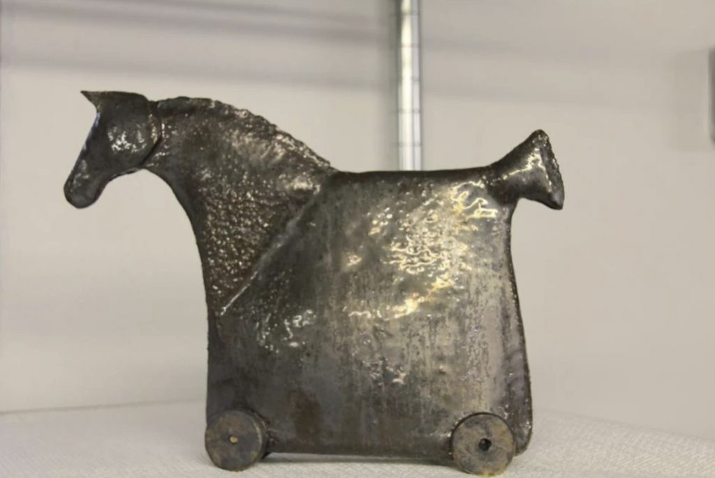 metallic horse metallic horse