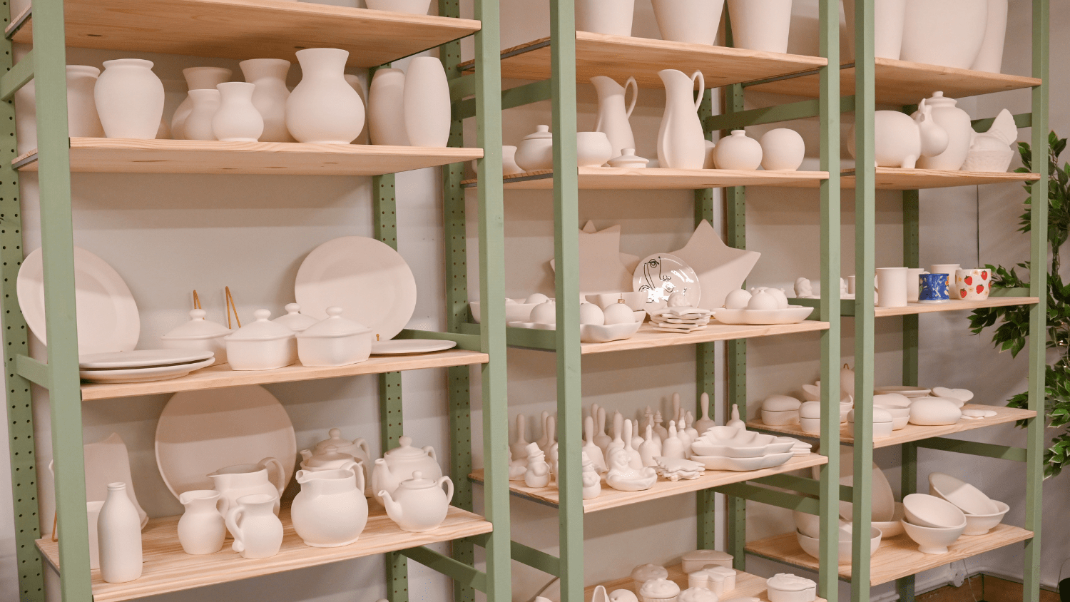 Pottery classes at Cheshire Clay Studios in Middlewich